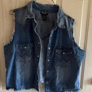 Wrangler Blue Denim Sleeveless Jacket